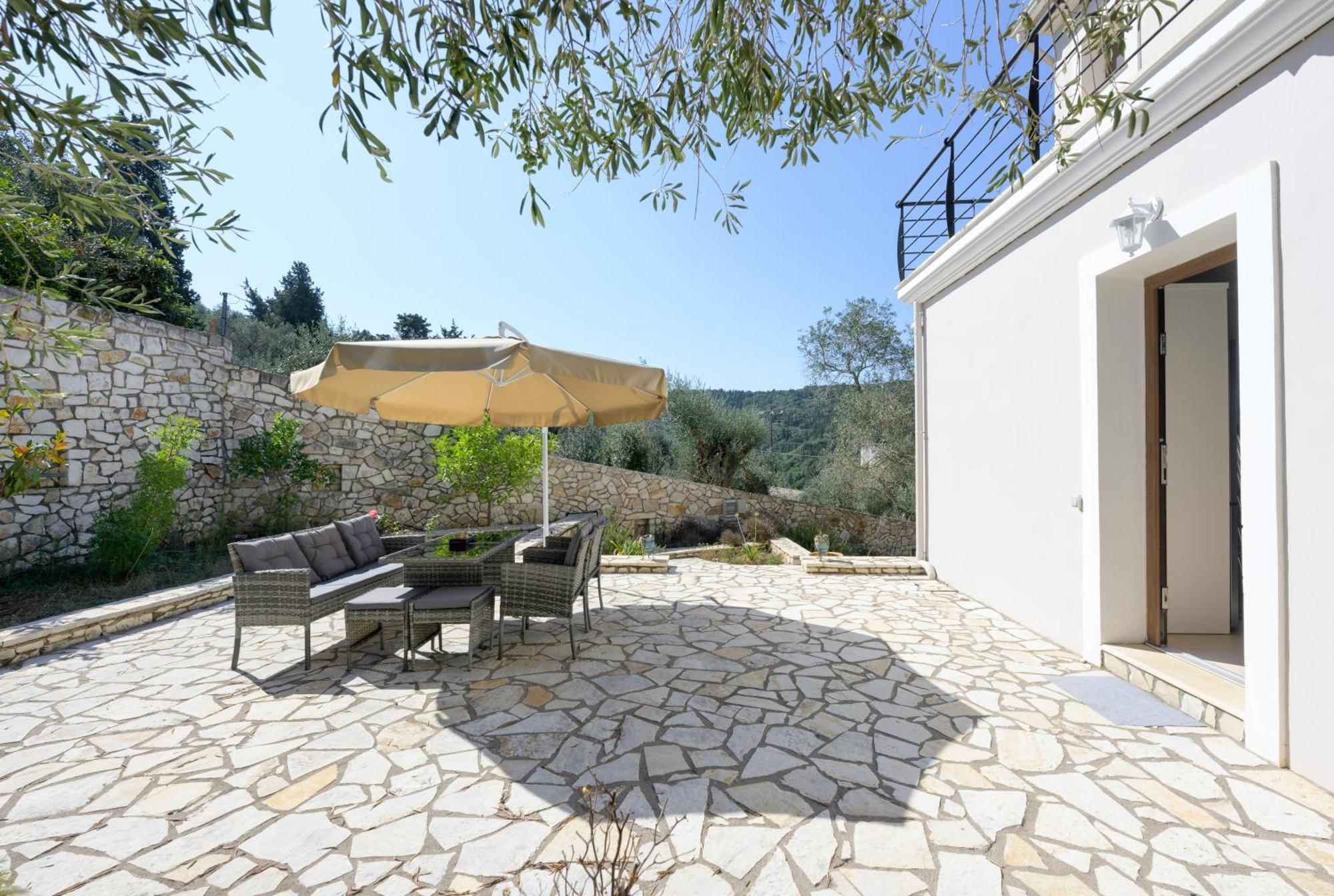 Villa Bougarini Haven Family Villa Rock Pool Oasis Ieromonachos Bagian luar foto