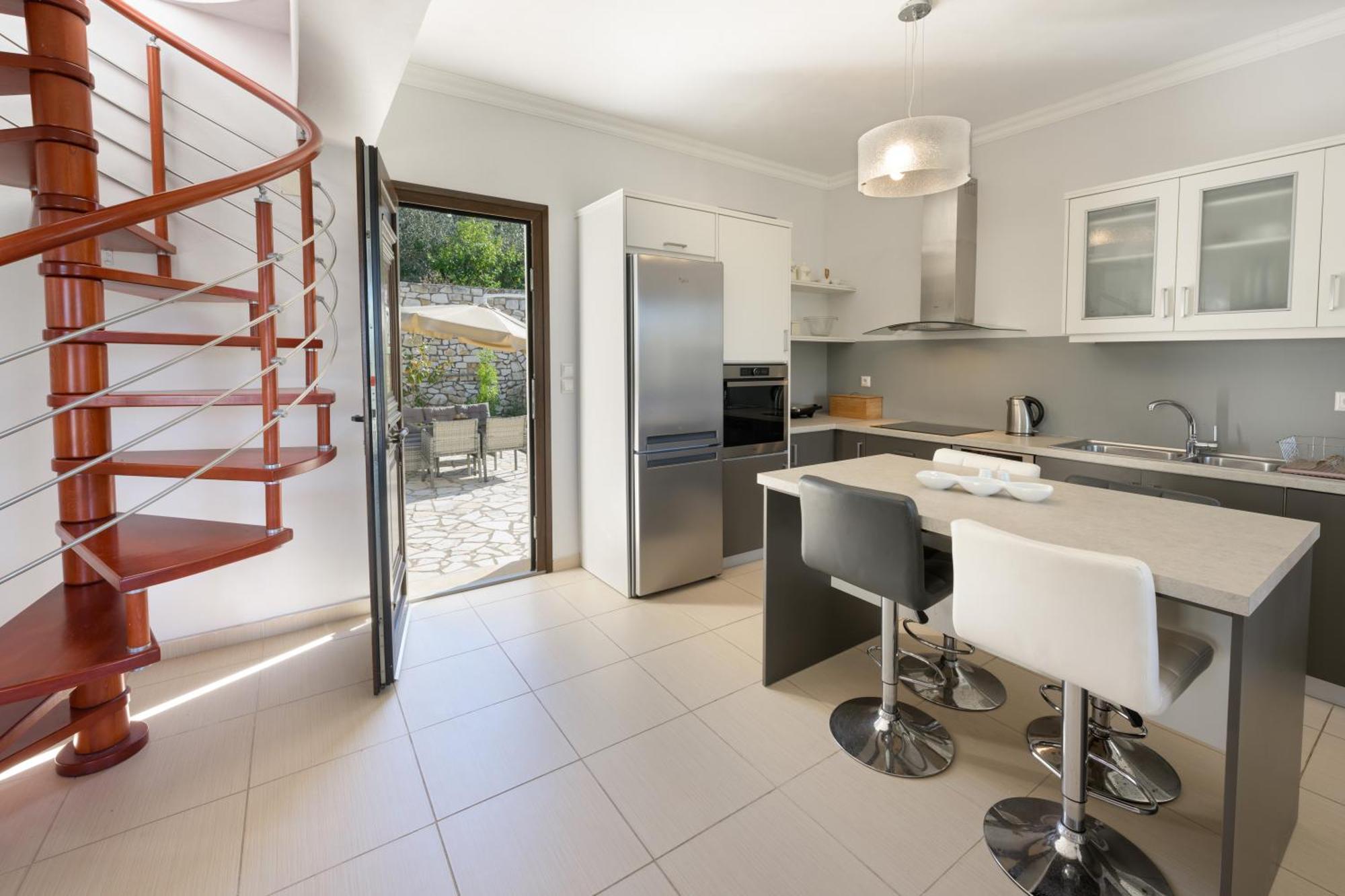 Villa Bougarini Haven Family Villa Rock Pool Oasis Ieromonachos Bagian luar foto