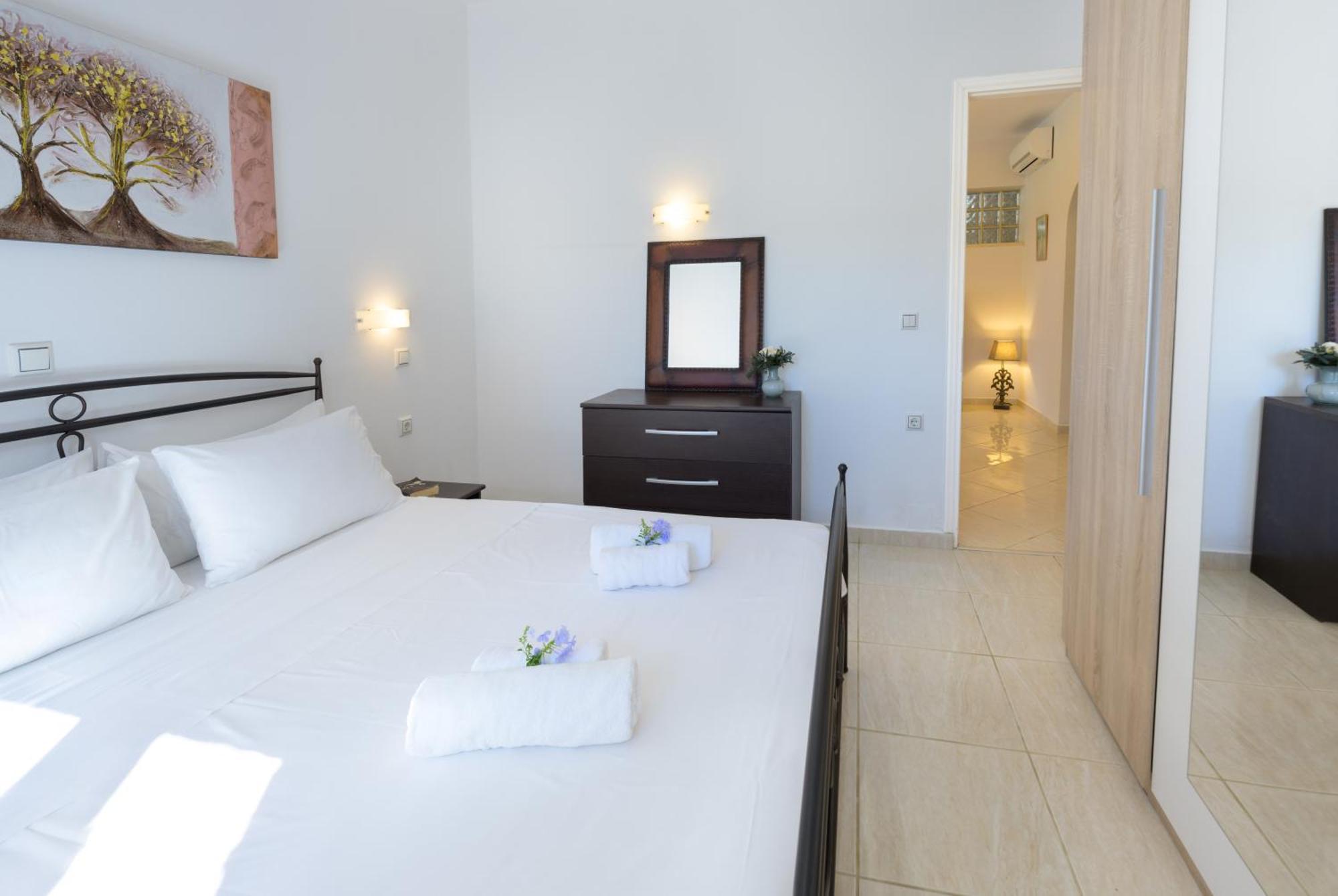Villa Bougarini Haven Family Villa Rock Pool Oasis Ieromonachos Bagian luar foto