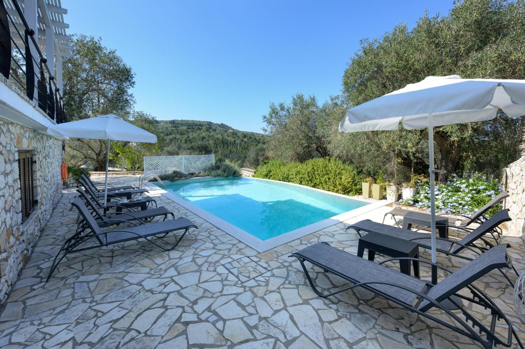 Villa Bougarini Haven Family Villa Rock Pool Oasis Ieromonachos Bagian luar foto