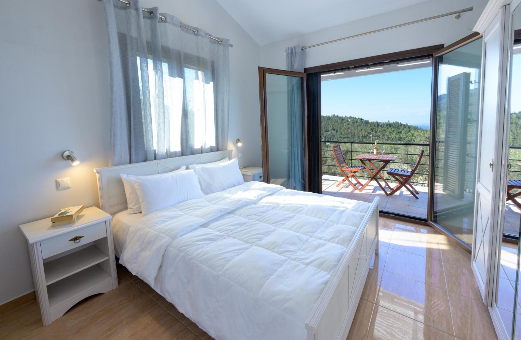Villa Bougarini Haven Family Villa Rock Pool Oasis Ieromonachos Bagian luar foto