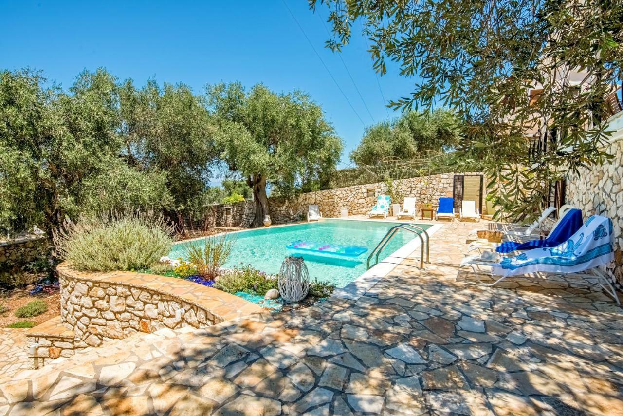 Villa Bougarini Haven Family Villa Rock Pool Oasis Ieromonachos Bagian luar foto